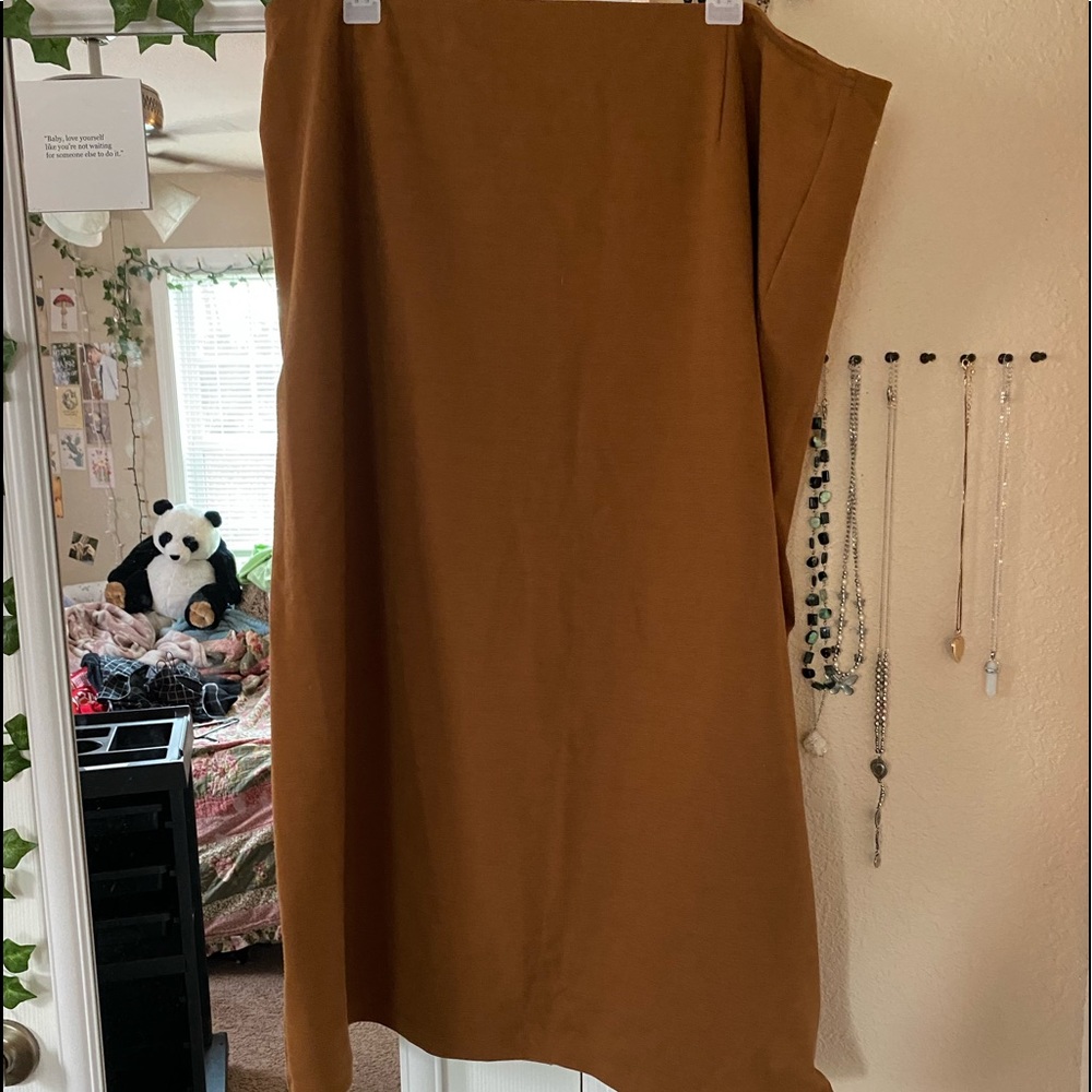 brown cato skirt  𖡼.𖤣𖥧